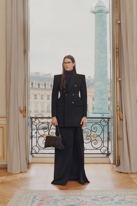 Коллекция Balenciaga RESORT 2024