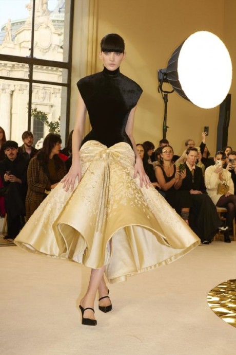 Коллекция Schiaparelli Haute Couture Весна-Лето 2025