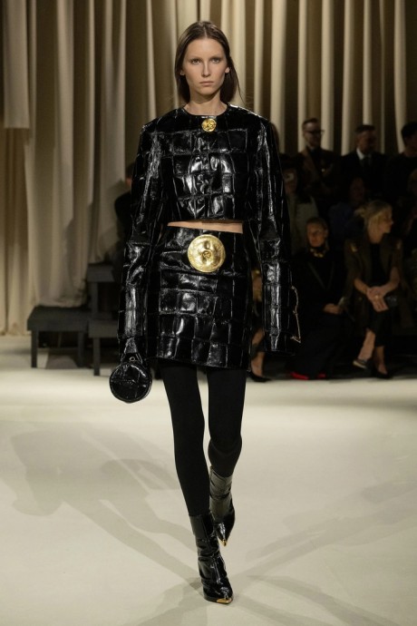 Коллекция Schiaparelli Fall 2024 Ready-to-Wear