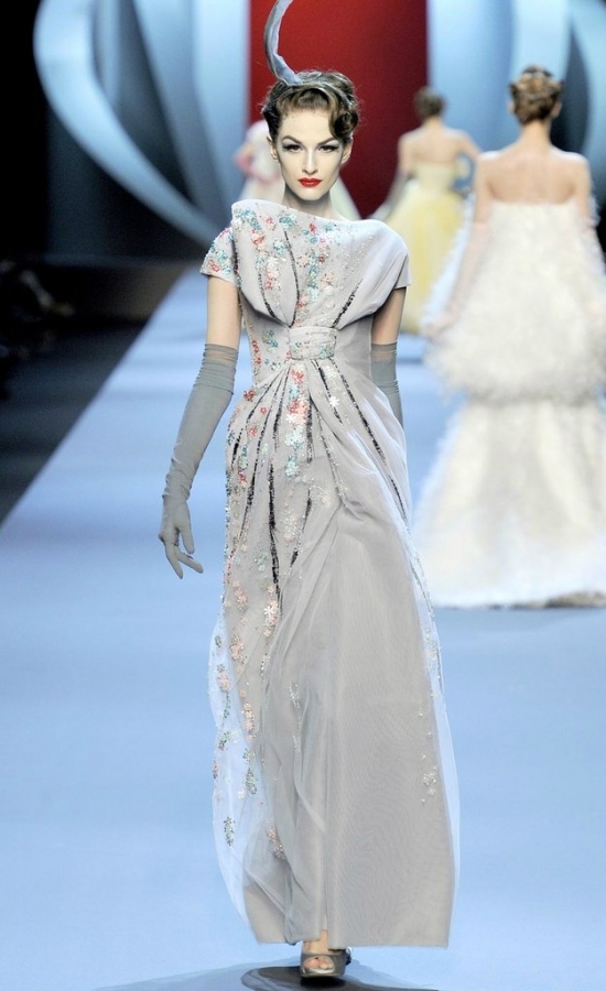 Ретро-образы в современности. Christian Dior Haute Couture Spring/Summer 2011 - последняя коллекция 