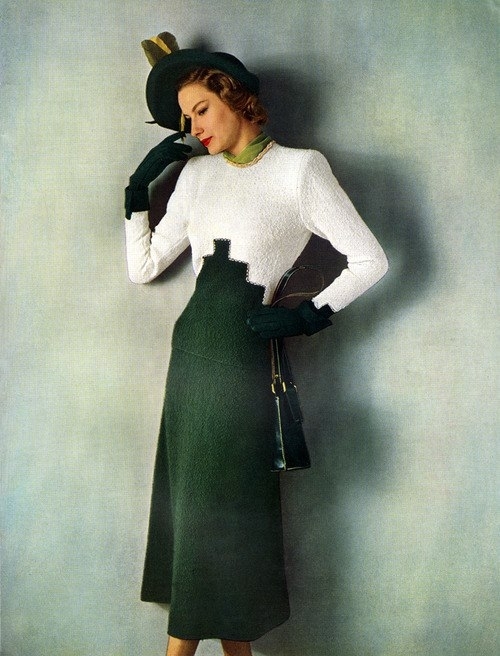 Страницы каталога Columbia Hand Knit Fashions, 1948 год.