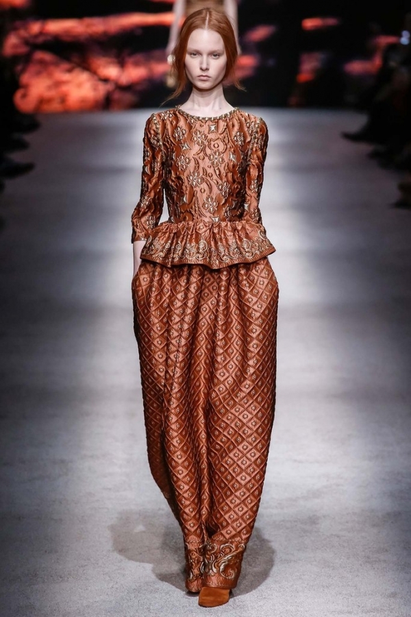 Alberta Ferretti Fall 2015 Ready-to-Wear