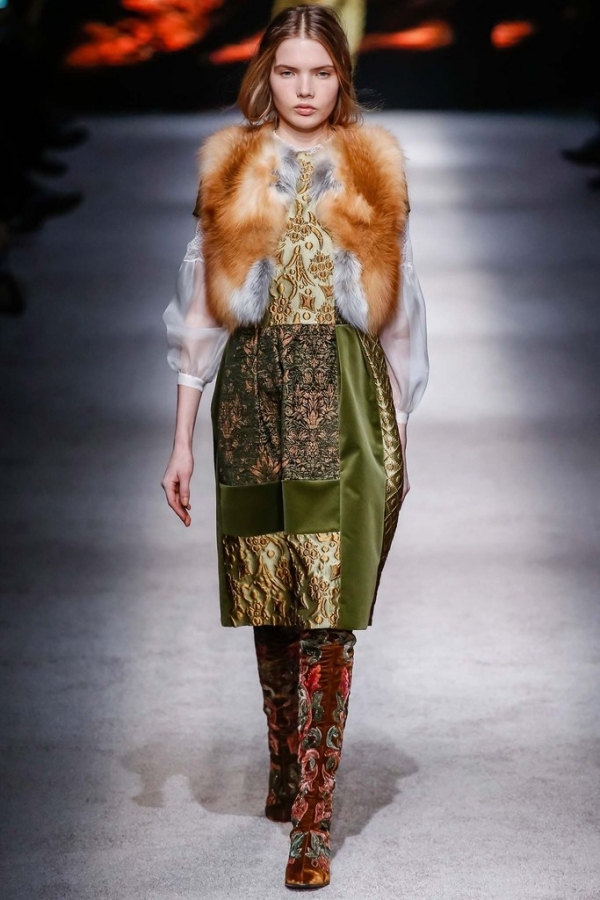 Alberta Ferretti Fall 2015 Ready-to-Wear